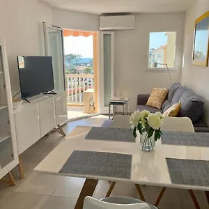  Appartement Newly Renovated Aircond-wifi-pool-sea View-150m To Beaches-